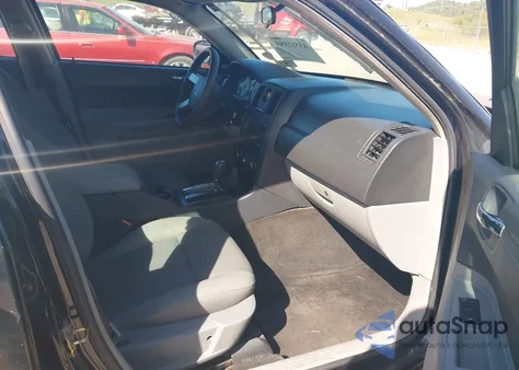 2006 Chrysler 300 from USA, damaged, VIN 2C3LA43R16H278054